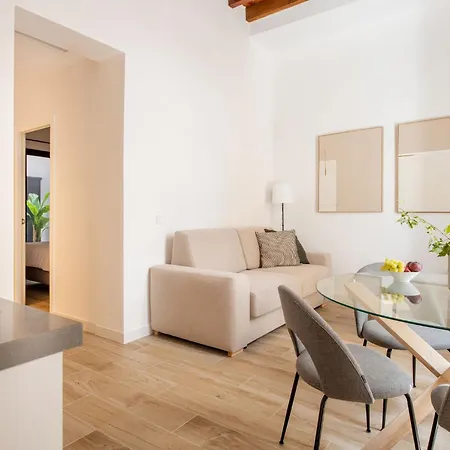 Santa Ana 18 公寓 *